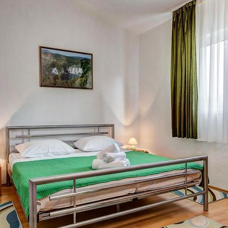 Apartment Jelcic Podstrana Eksteriør billede