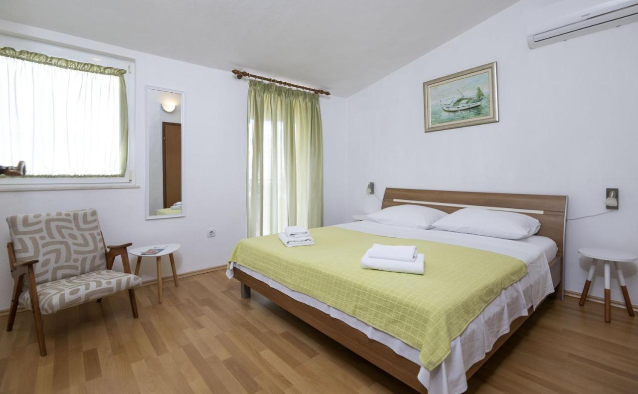 Apartment Jelcic Podstrana Eksteriør billede